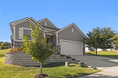 6632 Wedd Street, House other with 3 bedrooms, 3 bathrooms and null parking in Merriam KS | Image 3