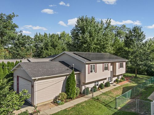 35861 N Benjamin Ave, Ingleside, IL, 60041-8527 | Card Image