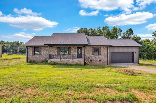 544 Harleys Ridge Rd, Sparta, TN, 38583-3052 | Card Image