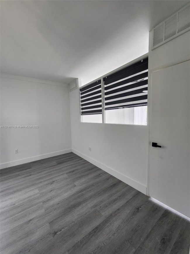205 - 2101 Normandy Dr, Condo with 1 bedrooms, 1 bathrooms and null parking in Miami Beach FL | Image 18