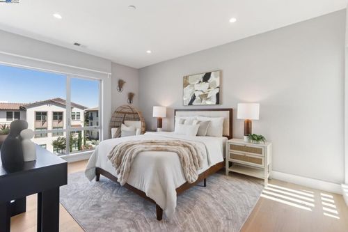 307-520 El Camino Real, San Carlos, CA, 94070-2412 | Card Image