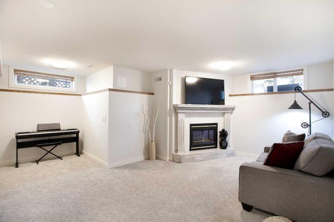 196 Mt Douglas Point Se, Home with 4 bedrooms, 4 bathrooms and 4 parking in Calgary AB | Image 23