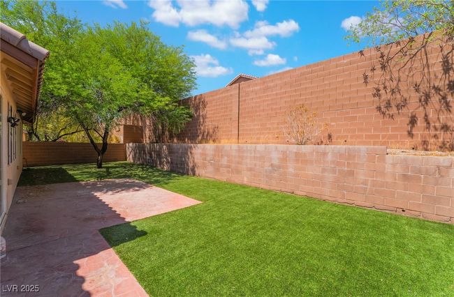 10259 Wolves Den Ln, House other with 4 bedrooms, 3 bathrooms and null parking in Las Vegas NV | Image 35