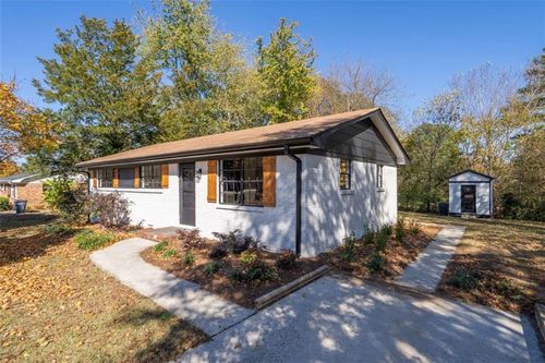 511 Lee Byrd Rd, Loganville, GA, 30052-2313 | Card Image