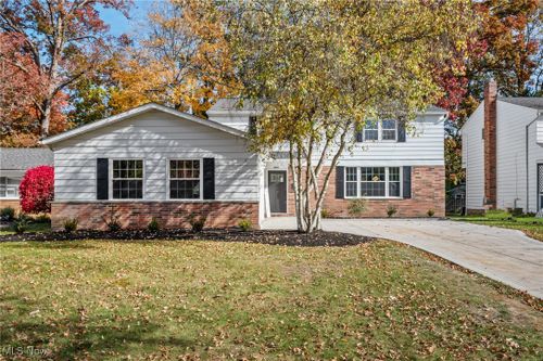 6597 Forest Glen Avenue, Solon, OH, 44139 | Card Image