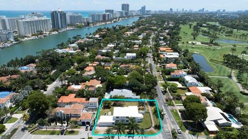 5861 Lagorce Dr, Miami Beach, FL, 33140-2112 | Card Image