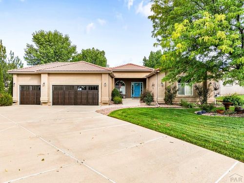 6 Carnoustie Ct, Pueblo, CO, 81001-1179 | Card Image