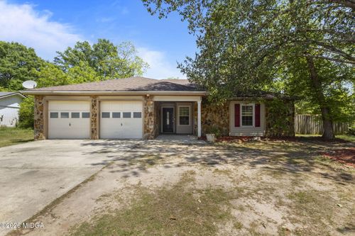 104 Haag Dr, Warner Robins, GA, 31093-1000 | Card Image