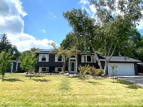 54 Hickory Dr, Lindenhurst, IL, 60046-8819 | Card Image