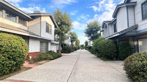 333 Genoa St, Arcadia, CA, 91006-3979 | Card Image