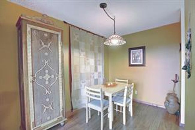212 - 8604 48 Ave Nw, Condo with 2 bedrooms, 1 bathrooms and 1 parking in Calgary AB | Image 7