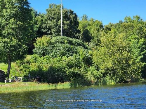 24 Villeneuve Crt, Sturgeon Falls, ON, P2B3G8 | Card Image