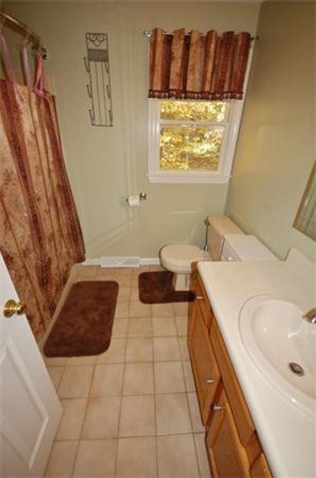 37 - 37 Benjamin Landing Ln, Condo with 2 bedrooms, 2 bathrooms and 2 parking in Franklin MA | Image 9