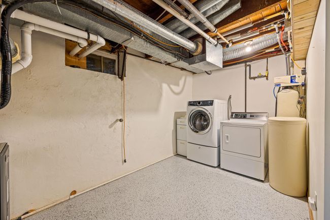 Washer and dryer are newer and included. | Image 22