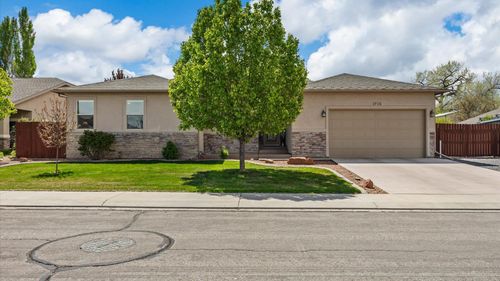 1712 Powis Ln, Fruita, CO, 81521-5105 | Card Image