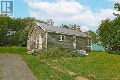 26 Chestnut St, House other with 2 bedrooms, 1 bathrooms and null parking in Minto NB | Image 1