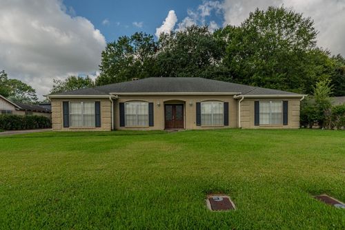 1365 Sheridan Ln, Beaumont, TX, 77706-3310 | Card Image