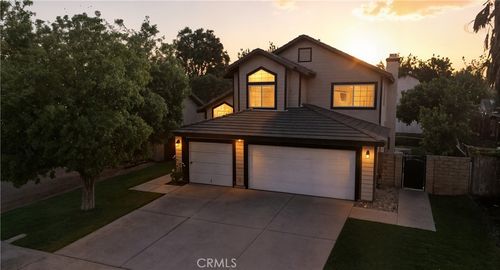 45050 Bevington, Lancaster, CA, 93535 | Card Image