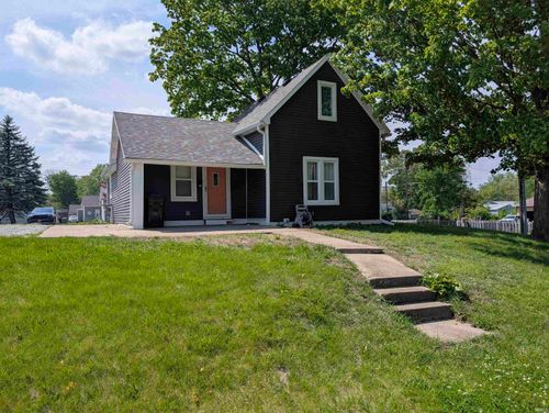 1200 College Ave, Rochester, IN, 46975-2326 | Card Image