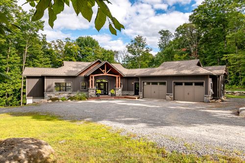 15 Forest Hill Lane, Huntsville, ON, P1H2N5 | Card Image