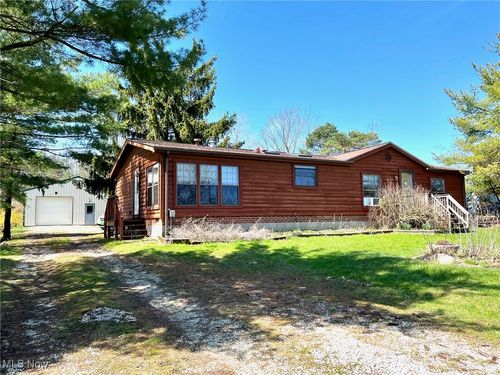 14862 Bundysburg Rd, Middlefield, OH, 44062-9777 | Card Image