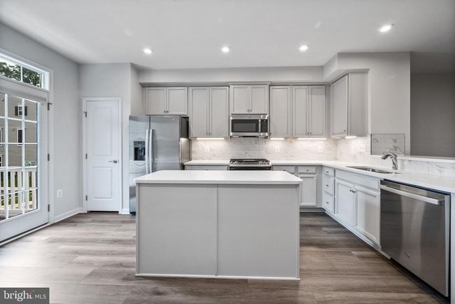 4017 Holcomb Way, Townhouse with 2 bedrooms, 3 bathrooms and null parking in TRIANGLE VA | Image 5