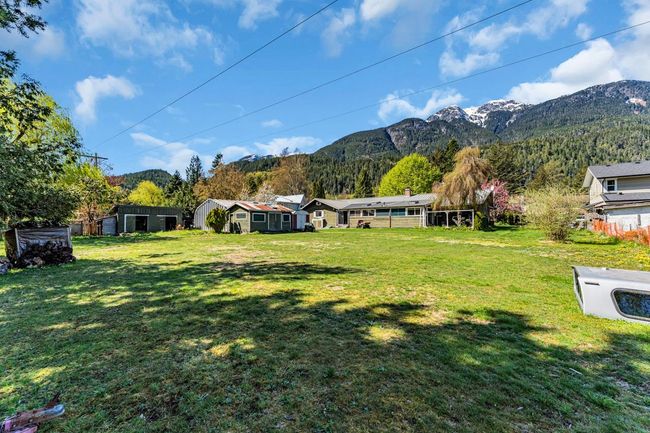 41520 Brennan Road, House other with 3 bedrooms, 3 bathrooms and 7 parking in Squamish BC | Image 21