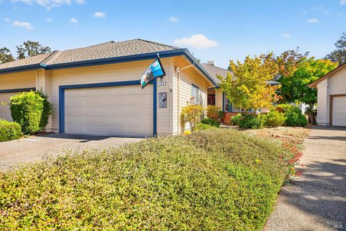153 White Oak Drive, Santa Rosa, CA, 95409 | Card Image