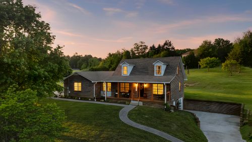 1484 Kidwell Ridge Rd, Morristown, TN, 37814-1719 | Card Image