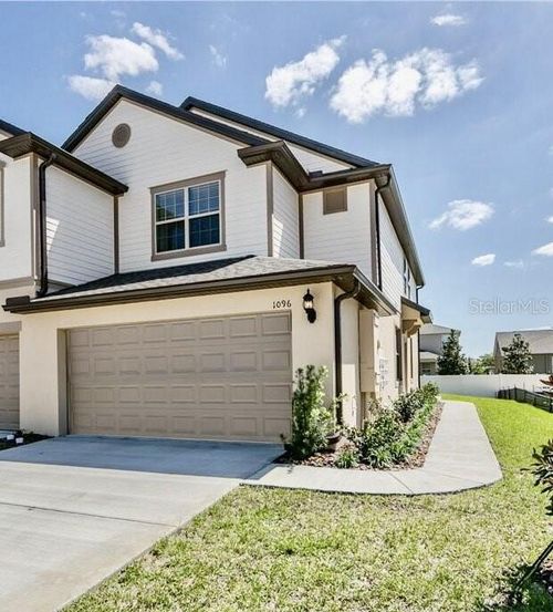 1096 Pavia Dr, APOPKA, FL, 32703-8406 | Card Image