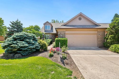 70 Pond Run Cir, Hamilton, OH, 45013-6326 | Card Image