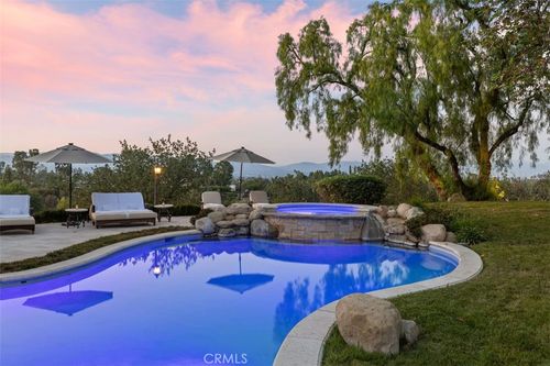 5209 Saddle Creek Rd, Hidden Hills, CA, 91302-2415 | Card Image