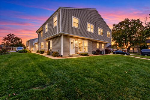 7606 159th Pl, Tinley Park, IL, 60477-1315 | Card Image