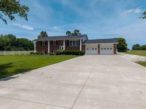 6651 E New Haven Rd, COLUMBIA, MO, 65201-7448 | Card Image