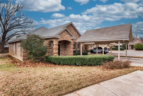2881 Inniswood Cir, Arlington, TX, 76015-2269 | Card Image