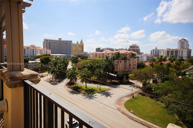 APT-506 - 1627 Sw 37 Th Ave, Condo with 2 bedrooms, 2 bathrooms and null parking in Miami FL | Image 20