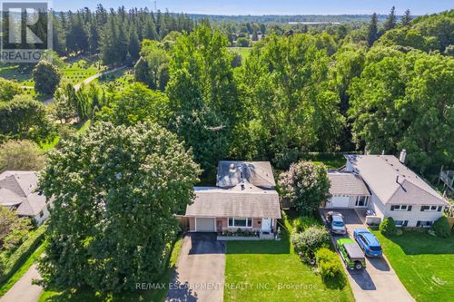 70 Cobblehill Road, Halton Hills (AC Acton), ON, L6X1X3 | Card Image