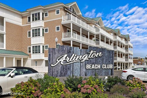 307-101 W 9th St, SHIP BOTTOM, NJ, 08008-4625 | Card Image