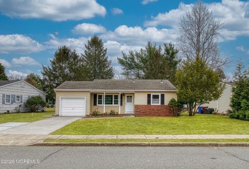 63 Brakenbury Dr, Toms River, NJ, 08757-4307 | Card Image