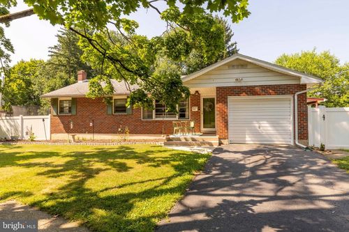 3076 Westminster Rd, BETHLEHEM, PA, 18017-3359 | Card Image