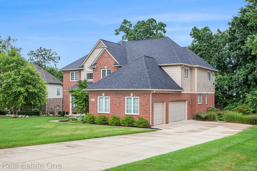589 Rumson Ct, White Lake, MI, 48386-4806 | Card Image