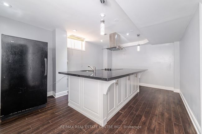 181 Brisdale Dr, House other with 6 bedrooms, 5 bathrooms and 5 parking in Brampton ON | Image 41
