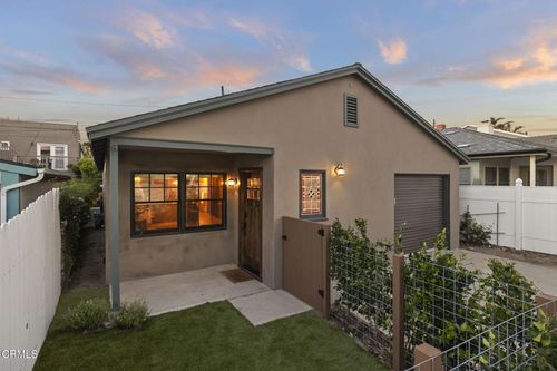 117 Tujunga Ave, Oxnard, CA, 93035-4590 | Card Image