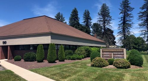 190 Russell St, Hadley, MA, 01035-9542 | Card Image