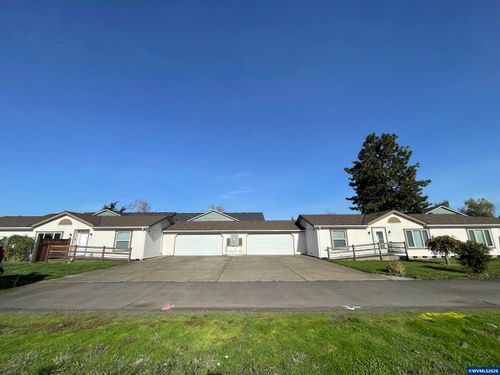 4455 Blueberry Ln Ne, Salem, OR, 97305-2184 | Card Image