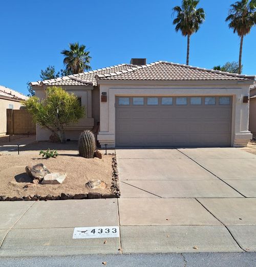 4333 E Hartford Avenue, Phoenix, AZ, 85032 | Card Image