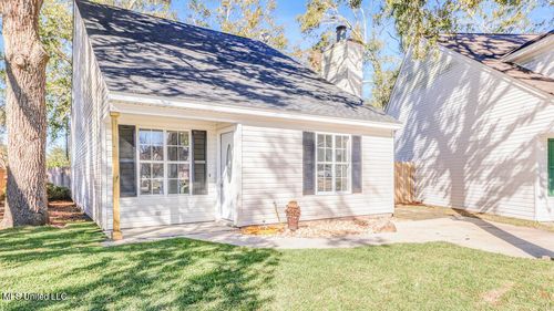 2390 Merlin Cv, Biloxi, MS, 39531-2275 | Card Image