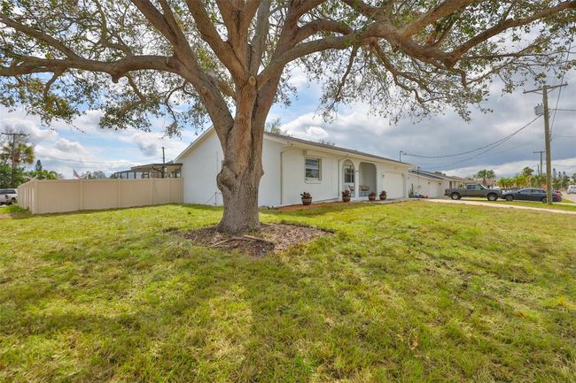 6333 Spanish Main Dr, House other with 2 bedrooms, 2 bathrooms and null parking in APOLLO BEACH FL | Image 44