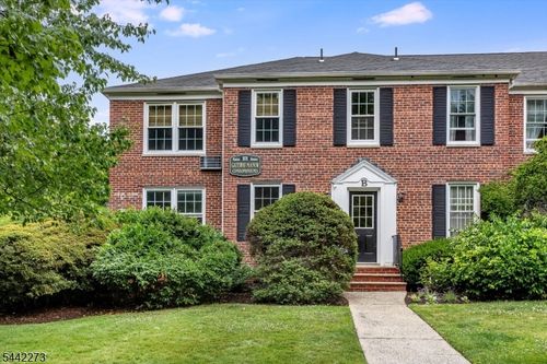 4-101 Gates Ave, Montclair, NJ, 07042-2541 | Card Image