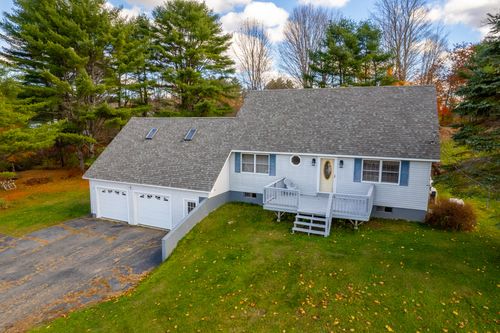 18 South Road, China, ME, 04358 | Card Image